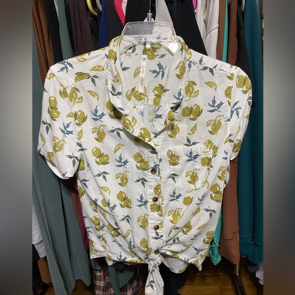 Kuhl like new top